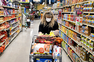 How to stay safe while shopping and unpacking groceries during the coronavirus pandemic