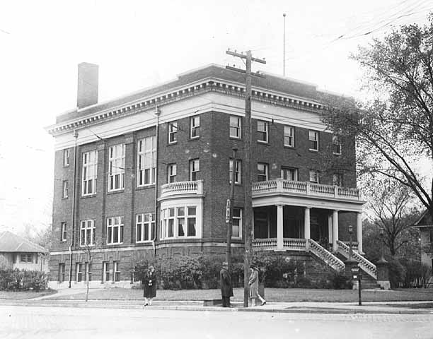 historical photo of charles thompson hall building
