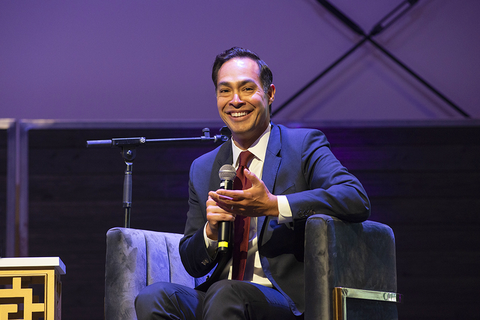 Editor Andy Putz interviewed former HUD secretary Julián Castro in front of an in-person audience at Quincy Hall in Minneapolis.