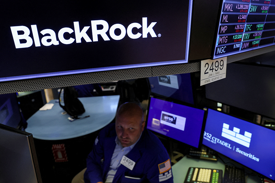 BlackRock has used the voting power that the shares it manages give it in corporate decision making to promote Environment, Social and Governance policies on company management.