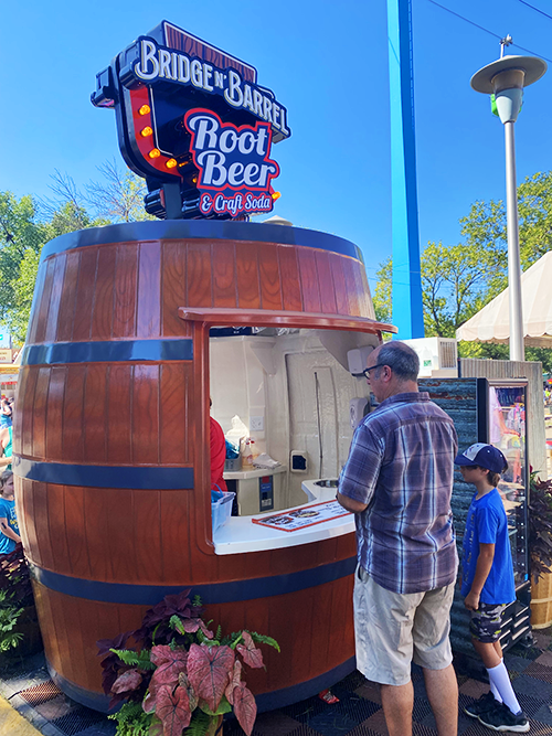 Bridge N’ Barrel root beer stand