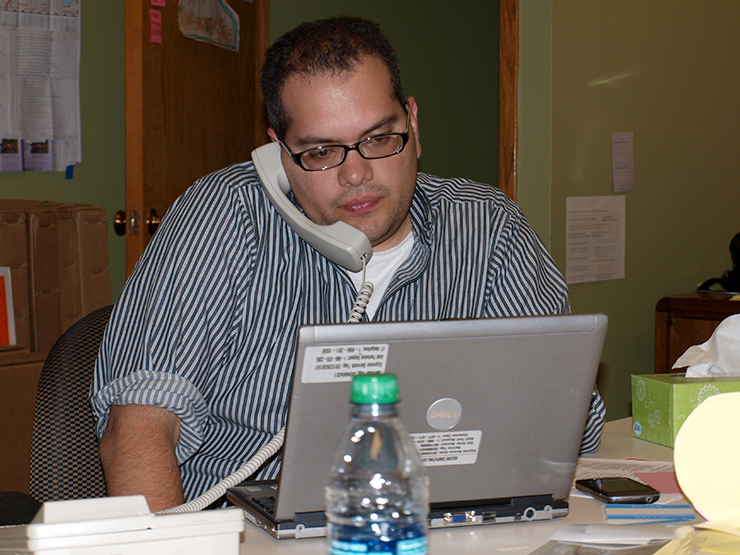 Christian Ucles, the Minnesotans United for all Families’ Latino outreach coordinator, trained volunteers to engage in culturally tailored conversations about gay marriage.