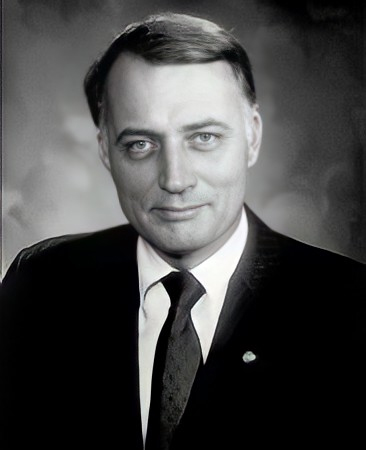 Former Minnesota U.S. Sen. David Durenberger
