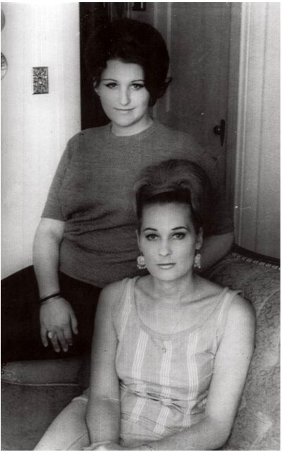 Lynette and Lorraine Lee, 1970.