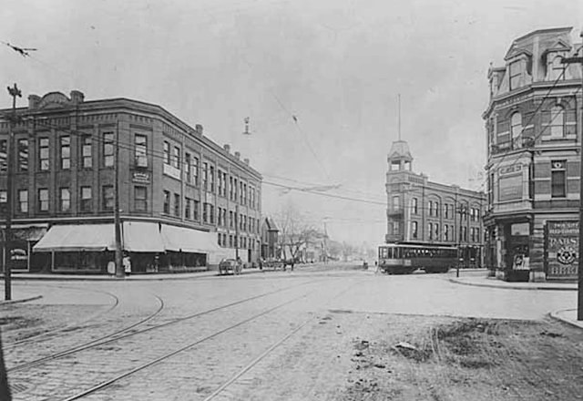 The corner of Rice St. and University Ave., circa 1901.