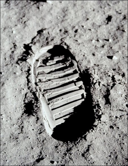Buzz Aldrin lunar footprint