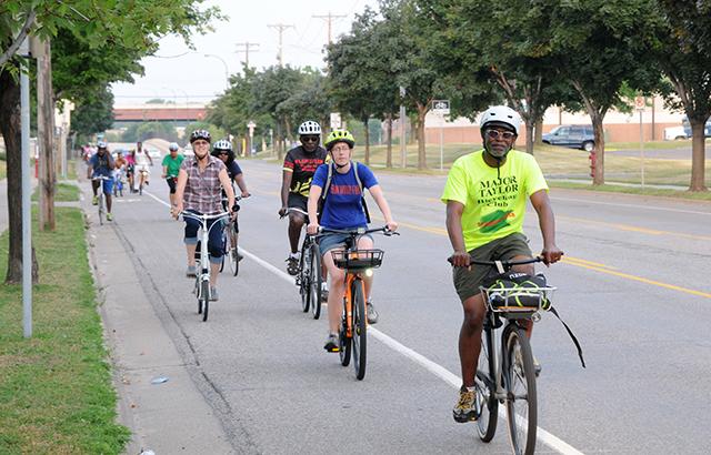 Seitu Jones leads a community ride in north Minneapolis.